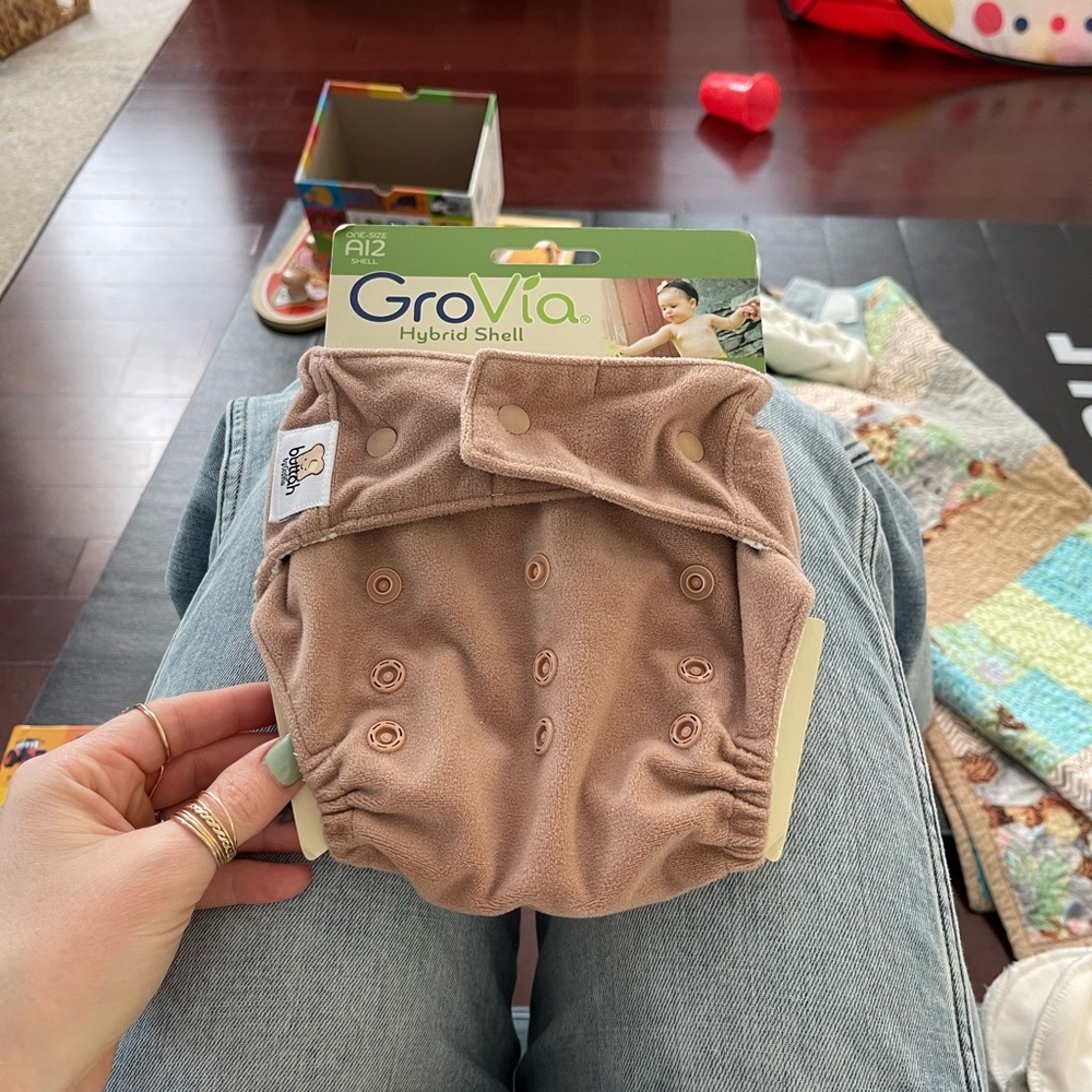 Grovia Hybrid Shell Cloth Diaper (color: Clay)